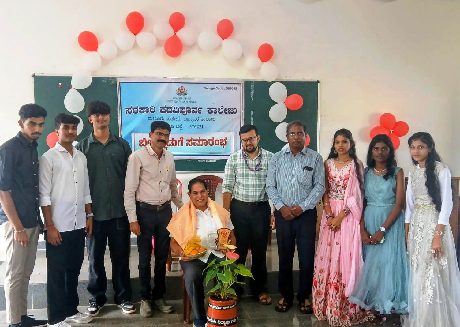 ವಿದ್ಯಾರ್ಥಿ ಜೀವನ ಭವಿಷ್ಯದ ಯಶಸ್ಸಿನ ಭದ್ರ ಬುನಾದಿ: ಆನಂದ್ ಸಿ ಕುಂದರ್