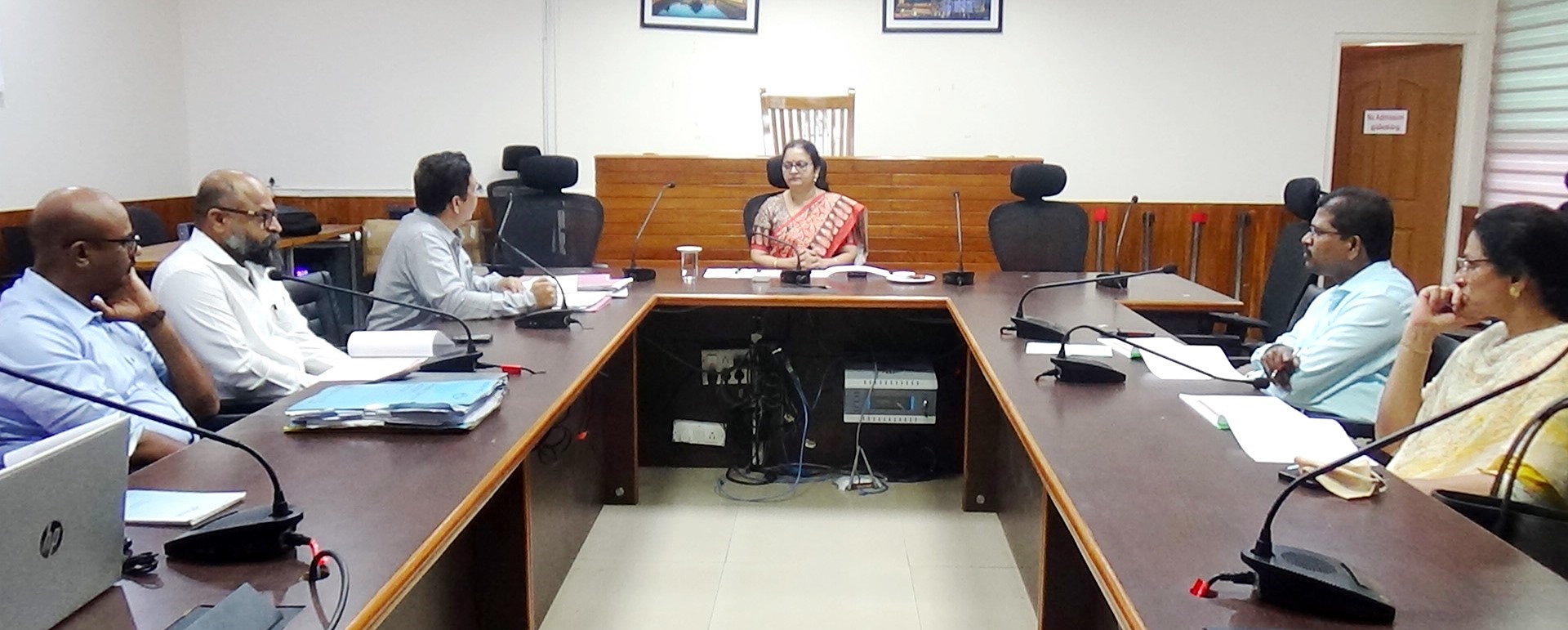 ಮೀನುಗಾರರಿಗೆ ಹೆಚ್ಚುವರಿ ಅನುದಾನಕ್ಕೆ ಪ್ರಸ್ತಾವನೆ ಸಲ್ಲಿಸಿ: ಜಿಲ್ಲಾಧಿಕಾರಿ ಸ್ವರೂಪ ಟಿ.ಕೆ