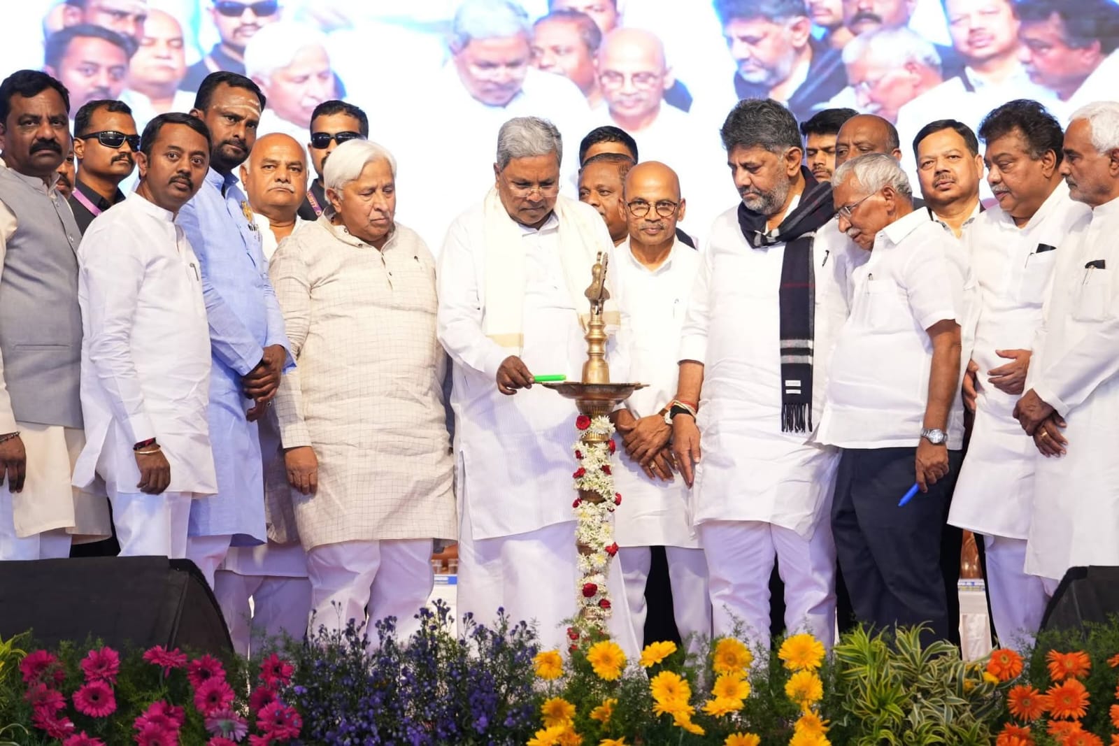 ಬಾಗಲಕೋಟೆ ವೈದ್ಯಕೀಯ ಮಹಾವಿದ್ಯಾಲಯ ಹಾಗೂ ಸಂಶೋಧನಾ ಸಂಸ್ಥೆಯ ಶಂಕುಸ್ಥಾಪನೆ