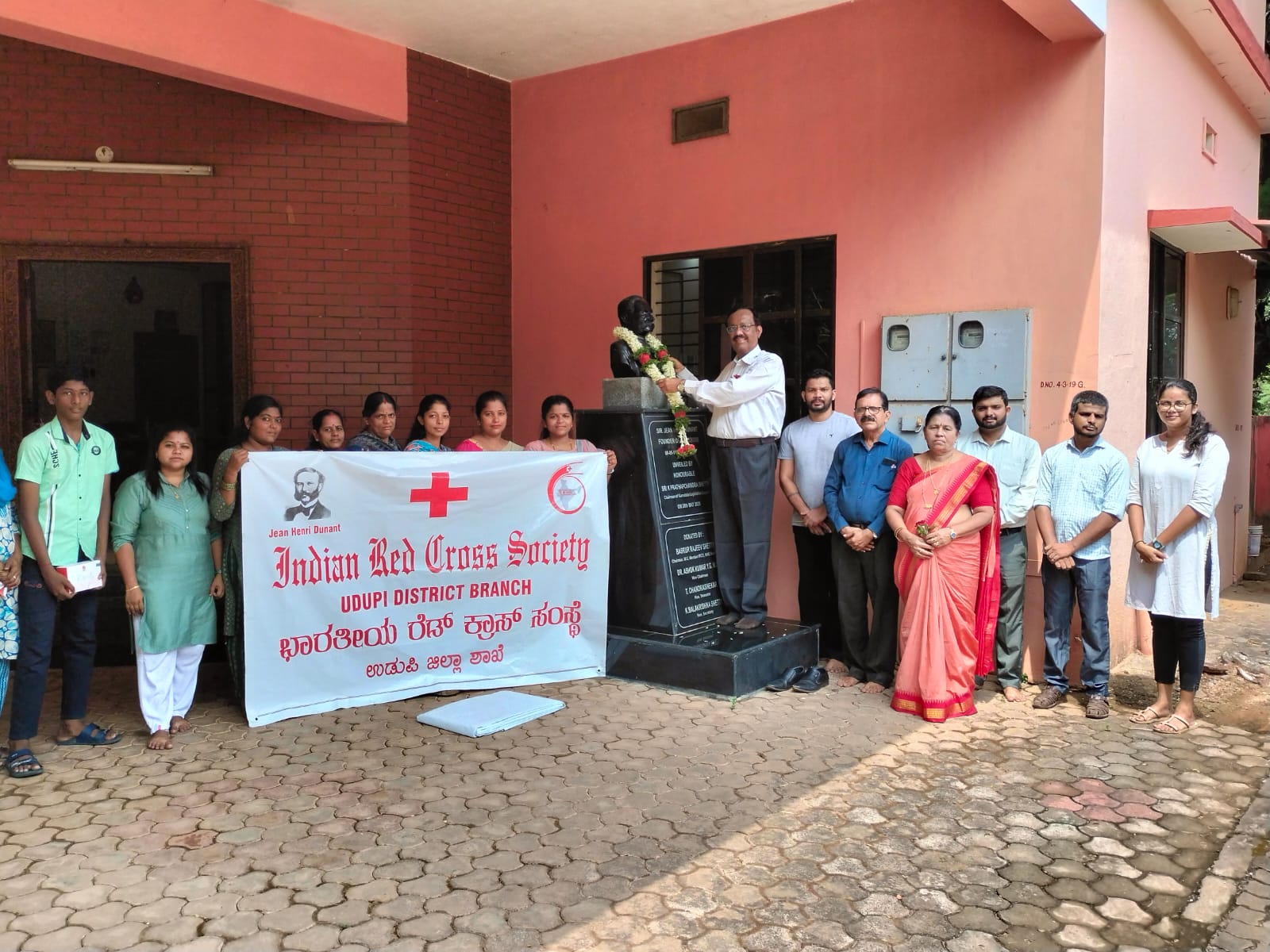 ಜಗತ್ತಿನ ಸೇವೆಯಲ್ಲಿ ರೆಡ್ ಕ್ರಾಸ್ ಅನನ್ಯ ಕೊಡುಗೆ: ಡಾ. ಅಶೋಕ್