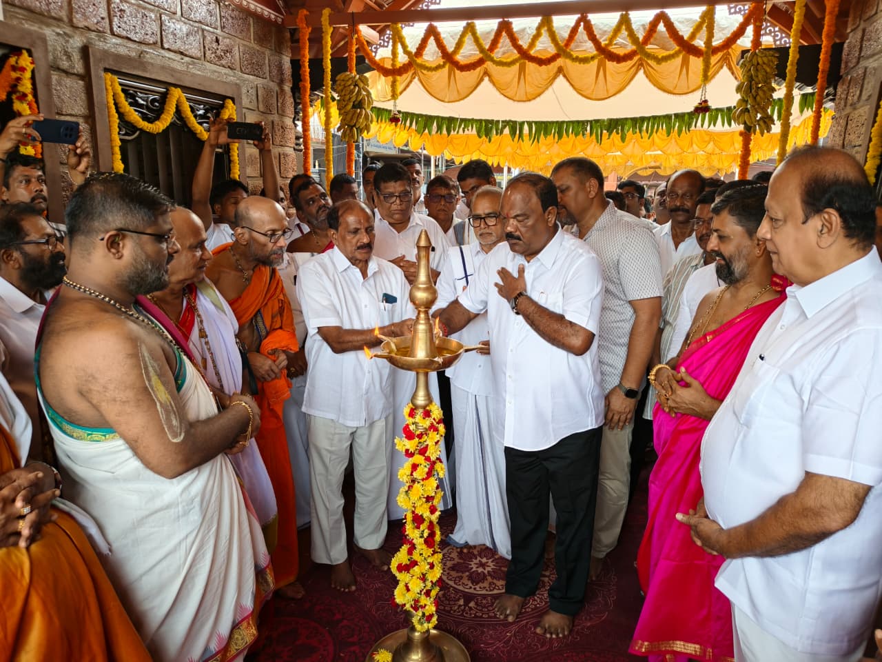 ಶ್ರೀ ಅನಂತಪದ್ಮನಾಭ ದೇವಸ್ಥಾನ ಪೆರ್ಡೂರು ಇದರ ನೂತನ ಜೀರ್ಣೋದ್ಧಾರ ಸಮಿತಿ ಕಾರ್ಯಾಲಯ ಉದ್ಘಾಟನೆ