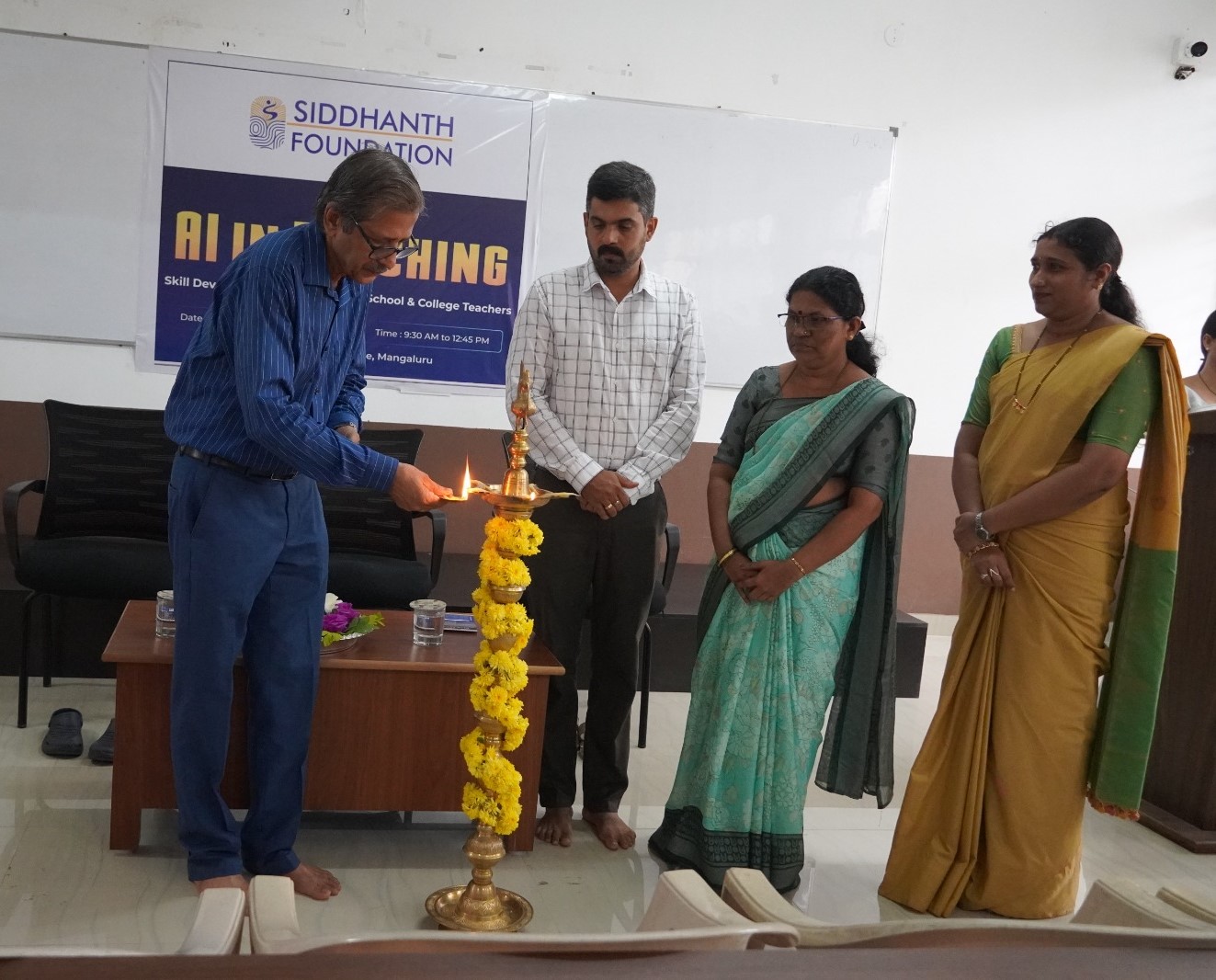 ಸಿದ್ಧಾಂತ್ ಫೌಂಡೇಶನ್ ವತಿಯಿಂದ ಬೋಧನೆಯಲ್ಲಿ ಕೃತಕ ಬುದ್ದಿ ಮತ್ತೆಯ ತರಬೇತಿ