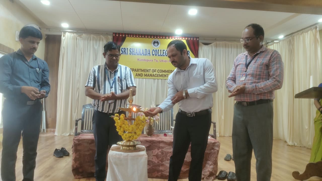 ಶ್ರೀ ಶಾರದಾ ಕಾಲೇಜು ಬಸ್ರೂರು: ಮ್ಯಾನೇಜ್‌ಮೆಂಟ್ ಮತ್ತು ಕಾಮರ್ಸ್ ಅಸೋಸಿಯೇಶನ್ ಉದ್ಘಾಟನೆ